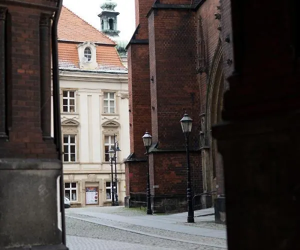 Apartament Centrum Legnicy Janson * レグニツァ