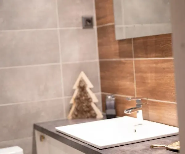 Apartament Centrum Legnicy Janson アパート