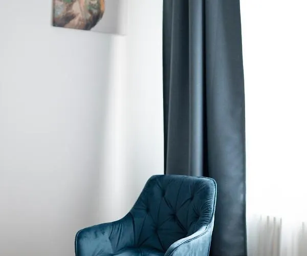 Apartament Centrum Legnicy Janson アパート